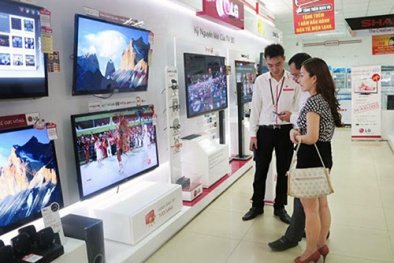 Đọc để biết vì sao bạn mua TV giảm giá vẫn bị đắt cả triệu đồng?