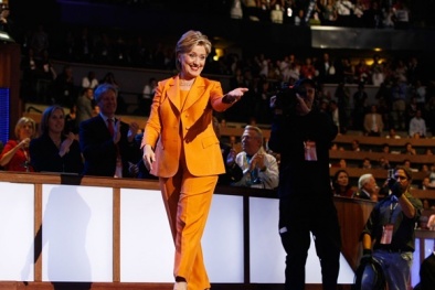 Cận cảnh gu thời trang tinh tế của bà Hillary Clinton