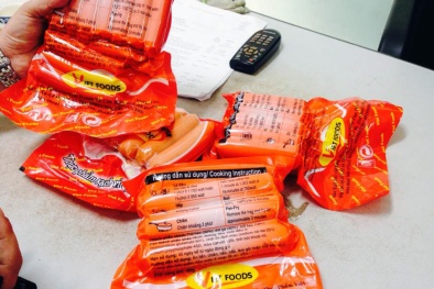 Bí thư Hà Nội yêu cầu khẩn trương làm rõ vụ 'thu nhầm' hơn 2 tấn xúc xích Viet Foods
