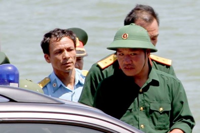 Tin tức 24h ngày 15/6: Xúc động đón 1 phi công Su-30 về đất liền