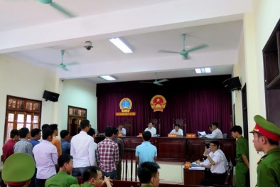 Nguyên Phó Trạm trưởng Trạm Cửa khẩu Quốc tế Sơn Dương hầu tòa