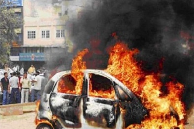 Nắng nóng đỉnh điểm, ô tô của bạn có thể thành ‘quả bom phát nổ’