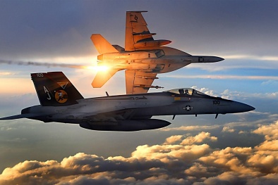 Tình hình chiến sự Syria mới nhất: Nín thở xem F-18 Mỹ vờn máy bay Nga