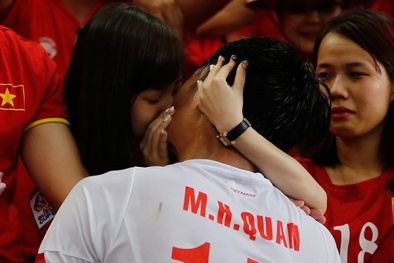  7 bóng hồng nóng bỏng trong ‘scandal tình ái’ của cầu thủ đào hoa Mạc Hồng Quân