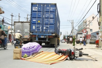 Tử vong đau đớn khi bị container cán ngang người, kéo lê nhiều mét