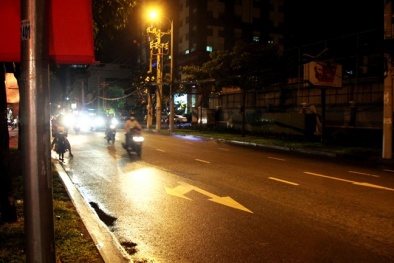 Cướp giật kinh hoàng ở Sài Gòn khiến cô gái xinh đẹp chết não