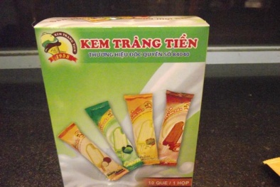 'Bắt tại trận' cơ sở làm kem Tràng Tiền giả tại Nghệ An