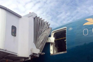 Điểm lại những pha hy hữu khiến siêu máy bay của Vietnam Airlines 'vào viện'