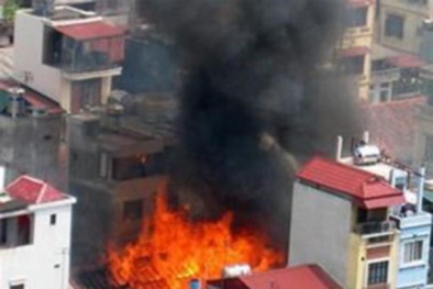 Bà bầu đi lắp bình ga, bất cẩn khiến gia chủ bị mất mạng