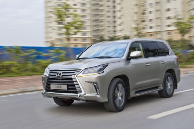 Lexus LX570 giá mới hơn 8 tỷ tại Việt Nam
