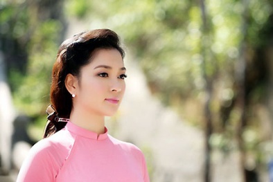 Ngắm nhan sắc của 3 Hoa hậu được lòng công chúng nhất 