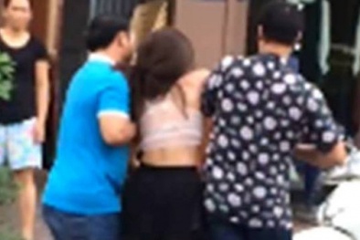 Thực hư chuyện 'bố ở quê ra hát gọi dịch vụ gặp đúng con gái'