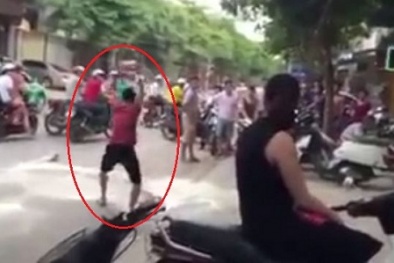 Ông bố 'nổi loạn' đập nát sữa siêu thị vì con đau bụng phải cấp cứu