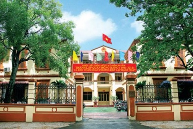 Hải Phòng: Phòng làm việc chủ tịch quận bất ngờ bốc cháy