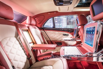 Ngắm Bentley Mulsanne Speed 2016 siêu sang màu độc lạ của đại gia Sài thành