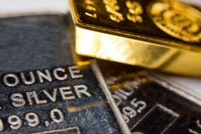 Giá vàng hôm nay 21/7/2016 chạm đáy 3 tuần, USD lên cao