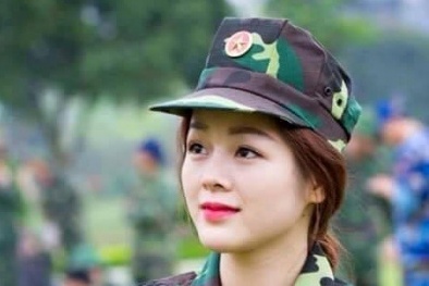 Cư dân mạng phát cuồng với 'nữ quân nhân' xinh đẹp vạn người mê