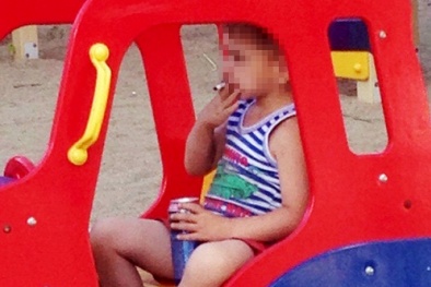 Cư dân mạng 'dậy sóng' khi cậu bé 5 tuổi hút thuốc, uống bia 'như người lớn'