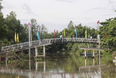 Trà thảo mộc Dr Thanh khánh thành cầu dây văng tại Kiên Giang