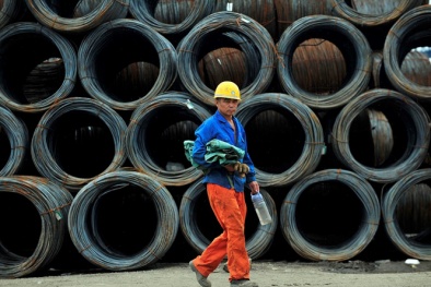 Hơn nửa triệu công nhân ngành than, thép Trung Quốc về lái taxi