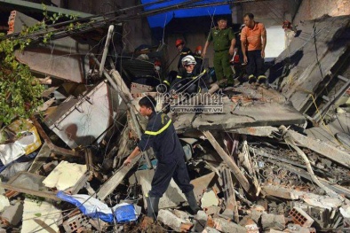 Nhà 4 tầng đổ sập ở Hà Nội: Thót tim kể lại giây phút hô hoán cứu người