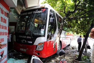 Xe khách Kumho Việt Thanh coi thường pháp luật và tính mạng con người?