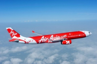 Mua vé máy bay bị thu vé gần 10 lần, Air Asia phải xin lỗi khách