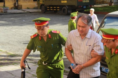 Phiên tòa xét xử Phạm Công Danh và đồng bọn: Tự ý chuyển tiền của người gửi tiền và 'tạo chứng cứ'