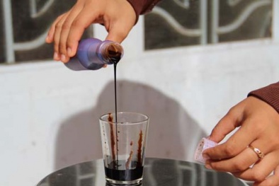 Uống cà phê 'dỏm' nguy hiểm khôn lường