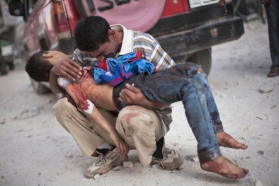 'Địa ngục trần gian’ ngập mùi khí độc ở chiến trường quan trọng nhất Syria 