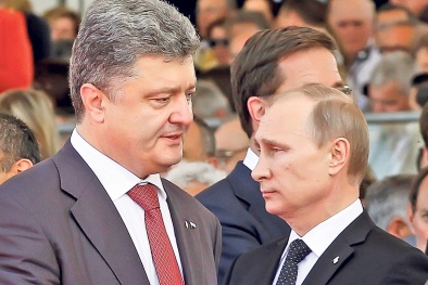 Căng thẳng Nga và Ukraine âm ỉ suốt 2 năm bỗng nổi 'giông tố'