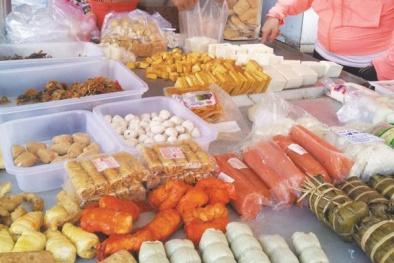 Cẩn trọng với thực phẩm chay giả mặn 'ngậm đầy' phẩm màu 