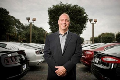 Bí quyết trở thành triệu phú từ một nhân viên rửa xe