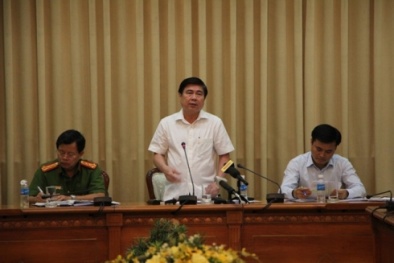 Chủ tịch TP.HCM Nguyễn Thành Phong 'mời về' nhiều cấp phó đi họp thay chủ tịch quận