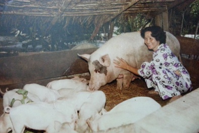 Lộ ảnh cực hiếm của mẹ danh hài Hoài Linh thời khốn khó