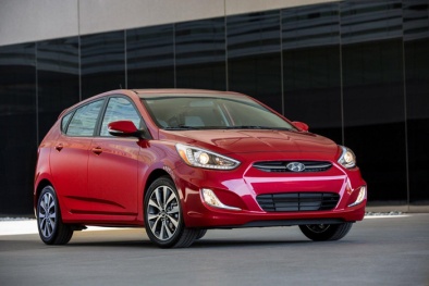 Cận cảnh chiếc Hyundai Accent 2016 giá chỉ từ 550 triệu đồng