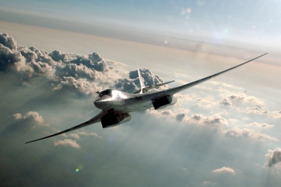 Huyền thoại Tu-160 khiến tên lửa phòng không ‘khóc thét’ vì khả năng mới