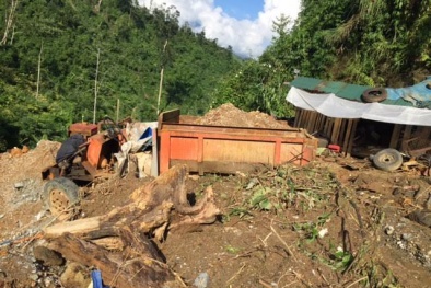 Tin mới nhất vụ sập hầm vàng Lào Cai: Công bố danh tính 7 người chết