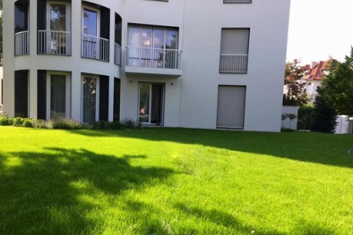 Cận cảnh biệt thự đắt tiền của vợ chồng Thu Minh ở nước ngoài