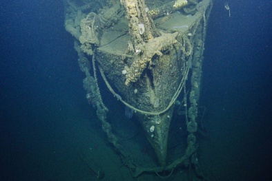 Robot thám hiểm xác tàu sân bay của Mỹ