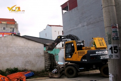 Viện Kiểm sát, CATP. Lạng Sơn vào cuộc vụ ‘xã hội đen’ đưa máy xúc đập phá nhà dân