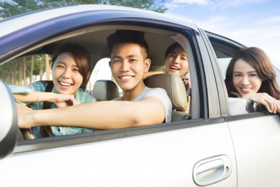 Thuê xe đi chơi lễ 2/9 cho cả nhà ở đâu giá tốt?