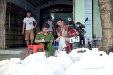 Bắt giữ gần 400 kg mỡ động vật không rõ nguồn gốc… vô chủ!