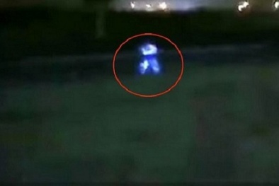 Peru phát hiện vật thể lạ hình người có đầu phát sáng