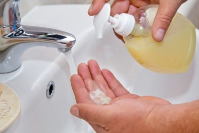 Xà phòng diệt khuẩn: Mỹ cấm còn Việt Nam dùng thì... cứ dùng
