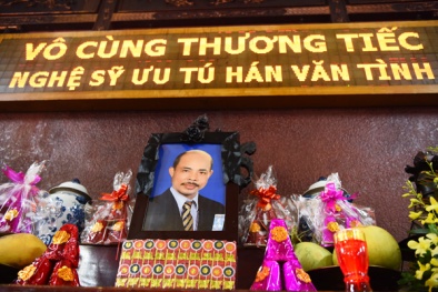 Trực tiếp đám tang: Nghệ sĩ Việt xót thương đưa tiễn nghệ sĩ Hán Văn Tình