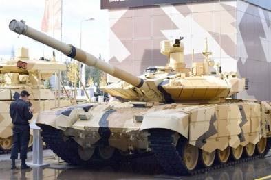 Các tập đoàn quốc phòng Nga trưng bày hơn 1.000 vũ khí tối tân