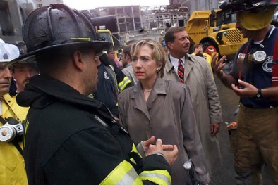 Hillary Clinton và Donald Trump làm gì, ở đâu vào ngày 11/9/2001?