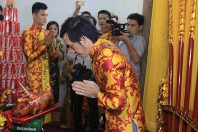 Nhà thờ tổ 100 tỷ của Hoài Linh chật cứng nghệ sĩ và khán giả