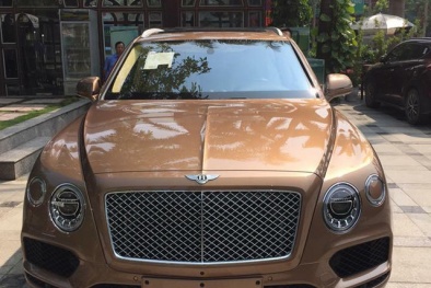 Cận cảnh xe SUV tiền tỷ nhanh nhất thế giới mới về VN của đại gia Ninh Bình